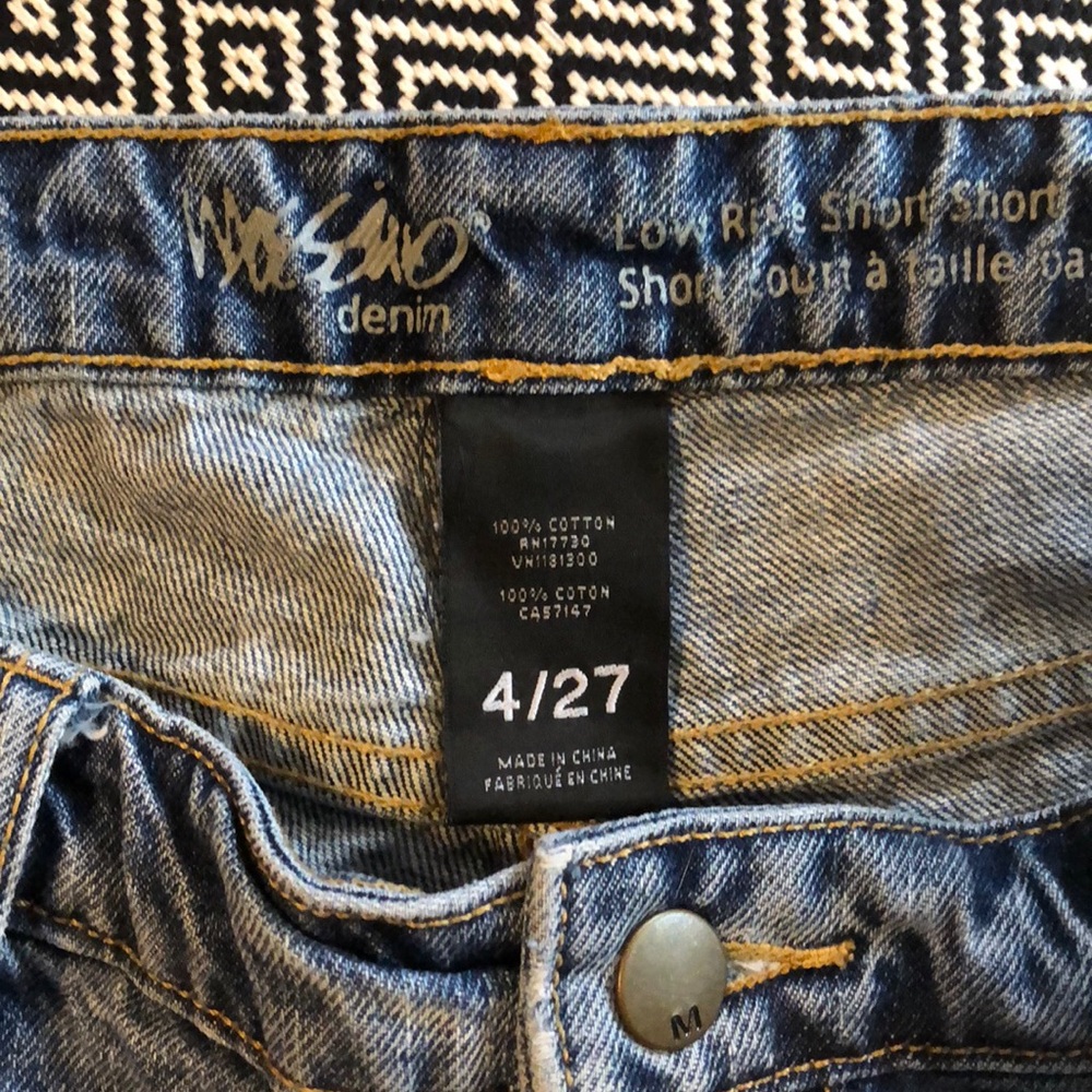 Jean Shorts - Picture 5 of 5